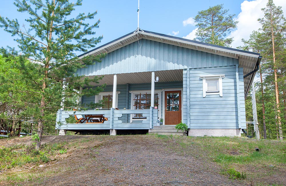 Tommolansalmi cottage Kevätjää